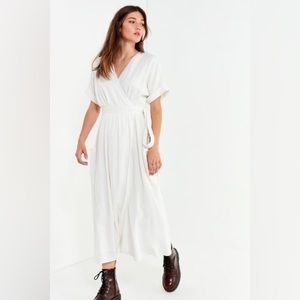 Urban Outfitters Gabrielle Linen Blend Wrap Dress
